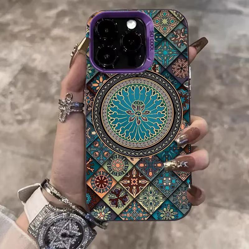 Ethnic Style Patterned Phone Case Niche
