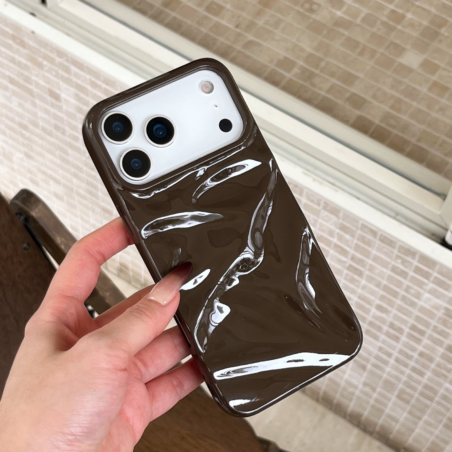 Coque de téléphone à motif plissé tridimensionnel, couleurs automne-hiver